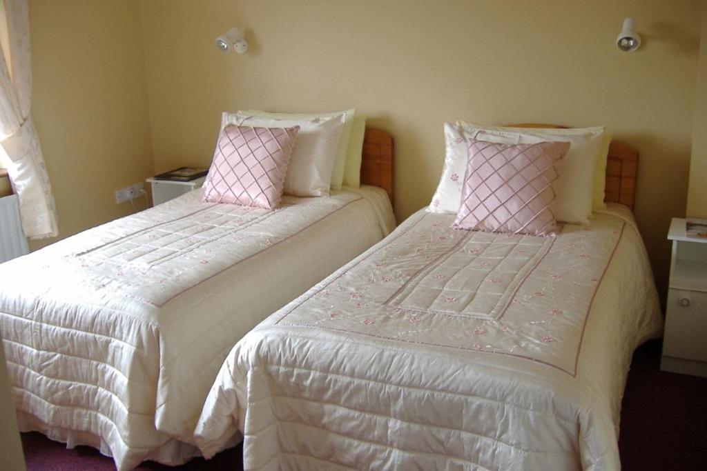 Riverwalk House B&B Oughterard Eksteriør billede