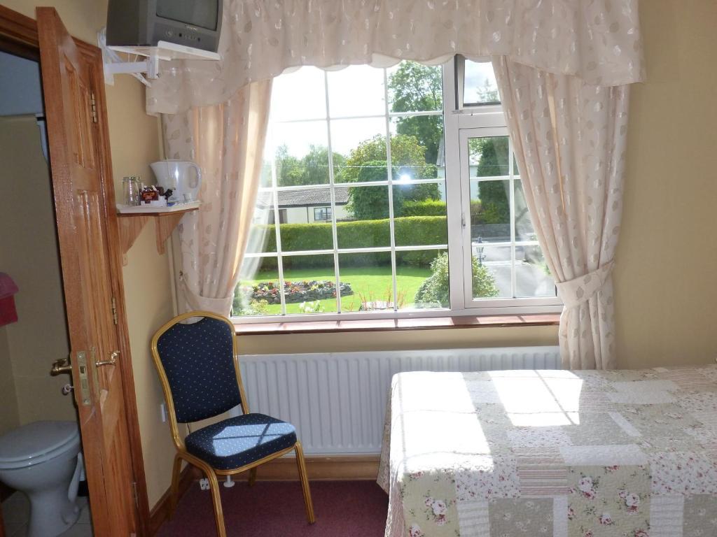 Riverwalk House B&B Oughterard Eksteriør billede