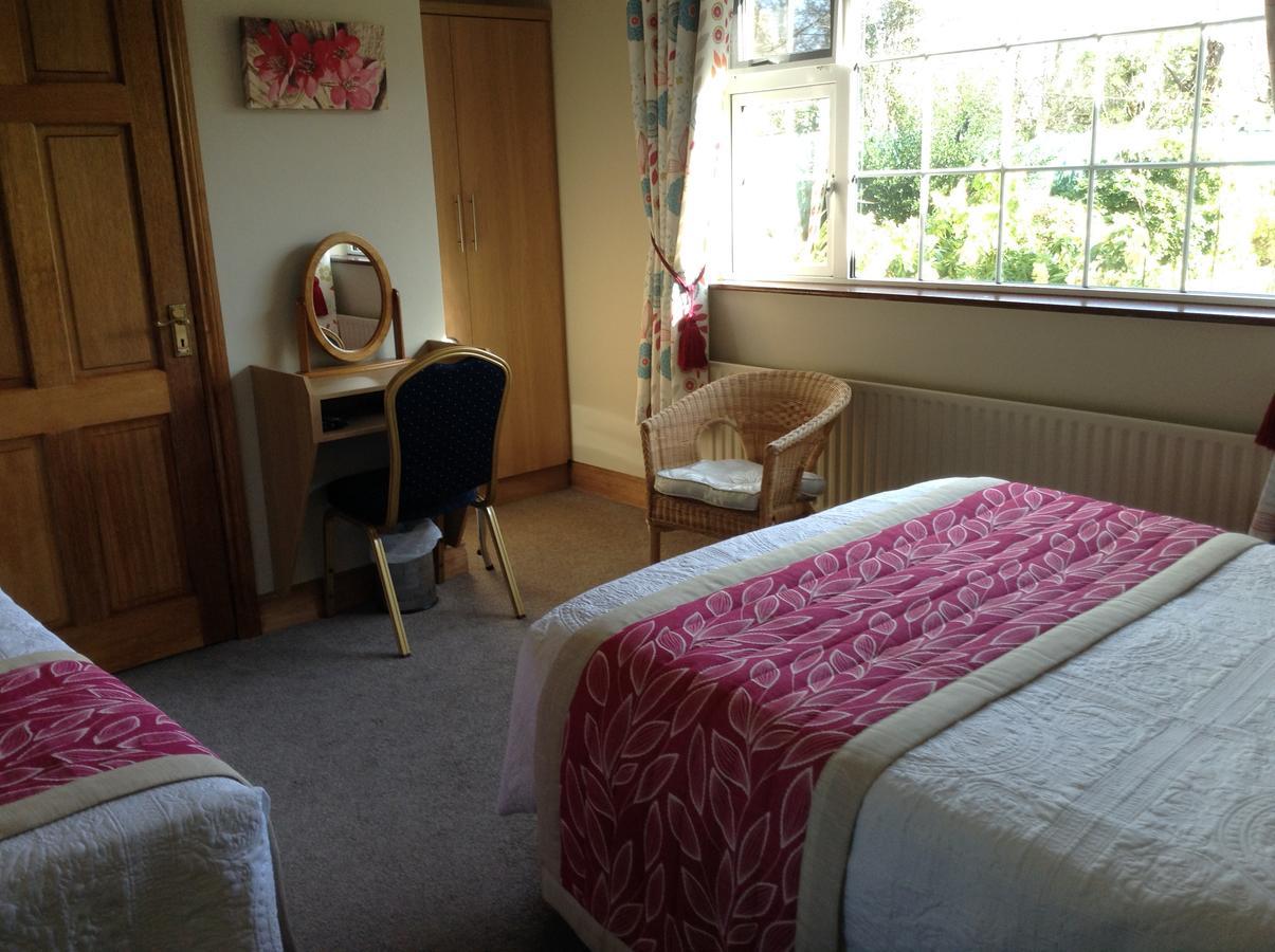Riverwalk House B&B Oughterard Eksteriør billede